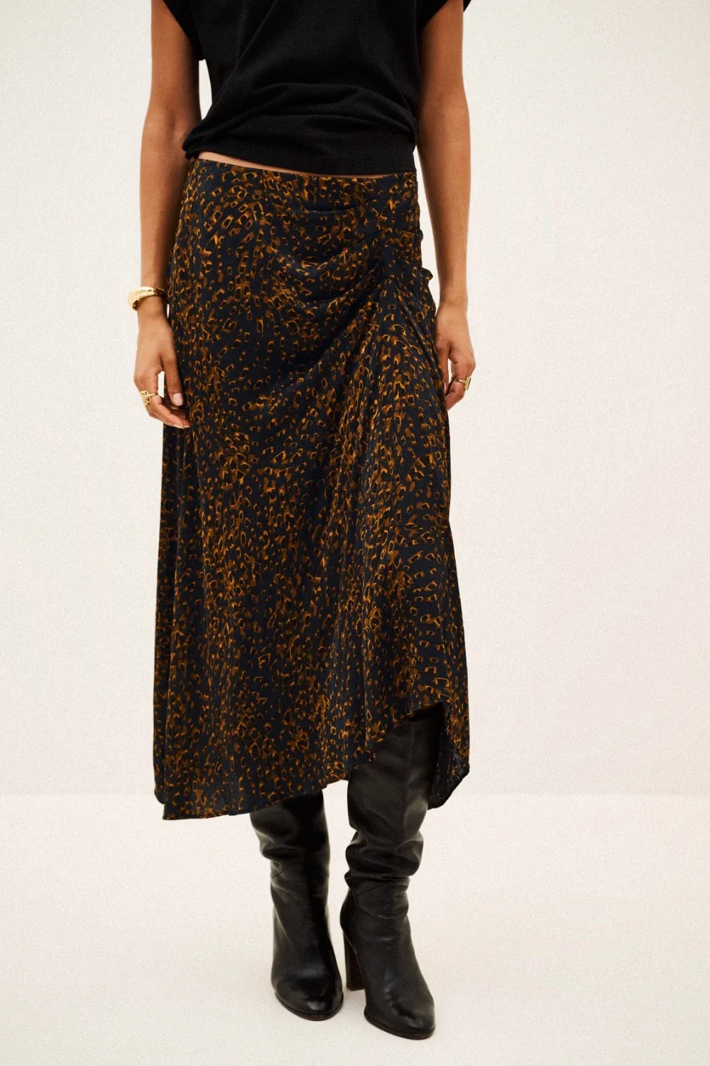 SKIRT HOEMA – תמונה 4